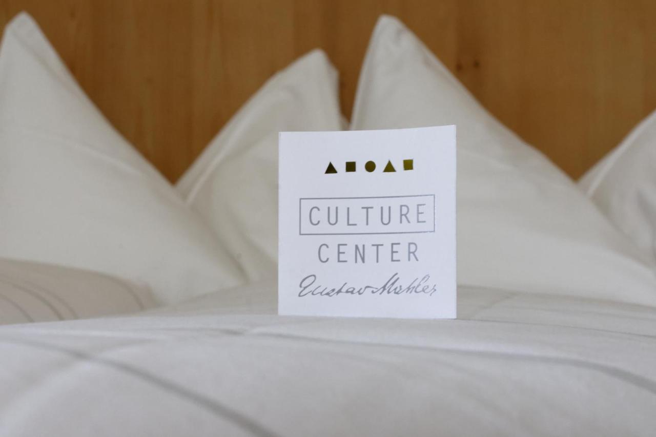 Guesthouse - Cultural Center Gustav Mahler ドッビアーコ エクステリア 写真